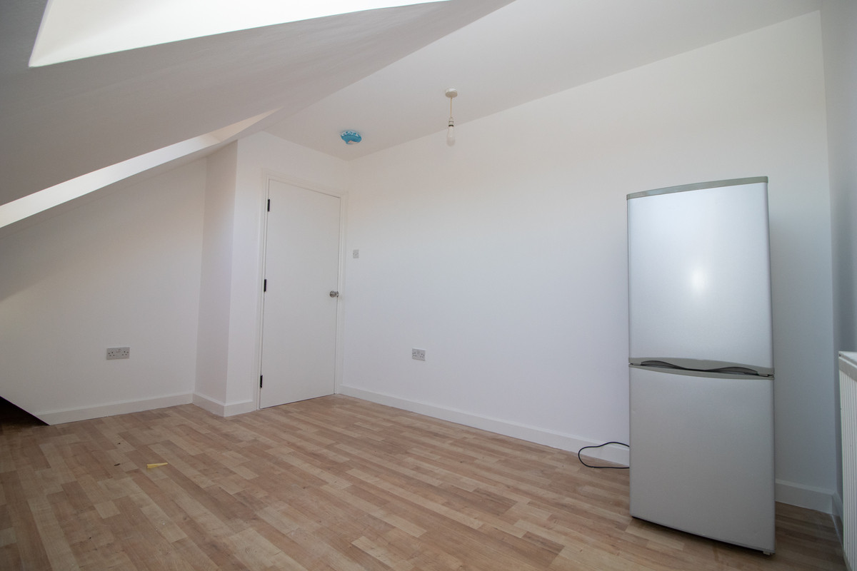 Normanshire Drive, Chingford, E4