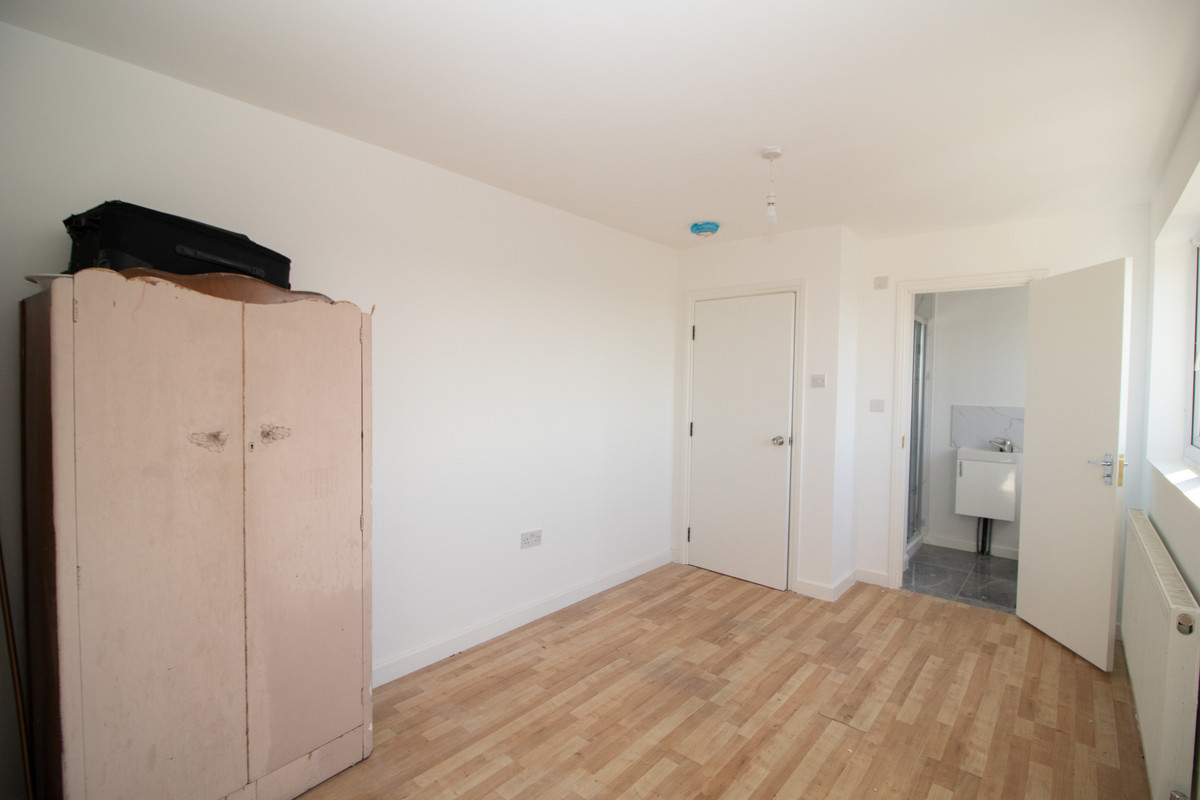 Normanshire Drive, Chingford, E4