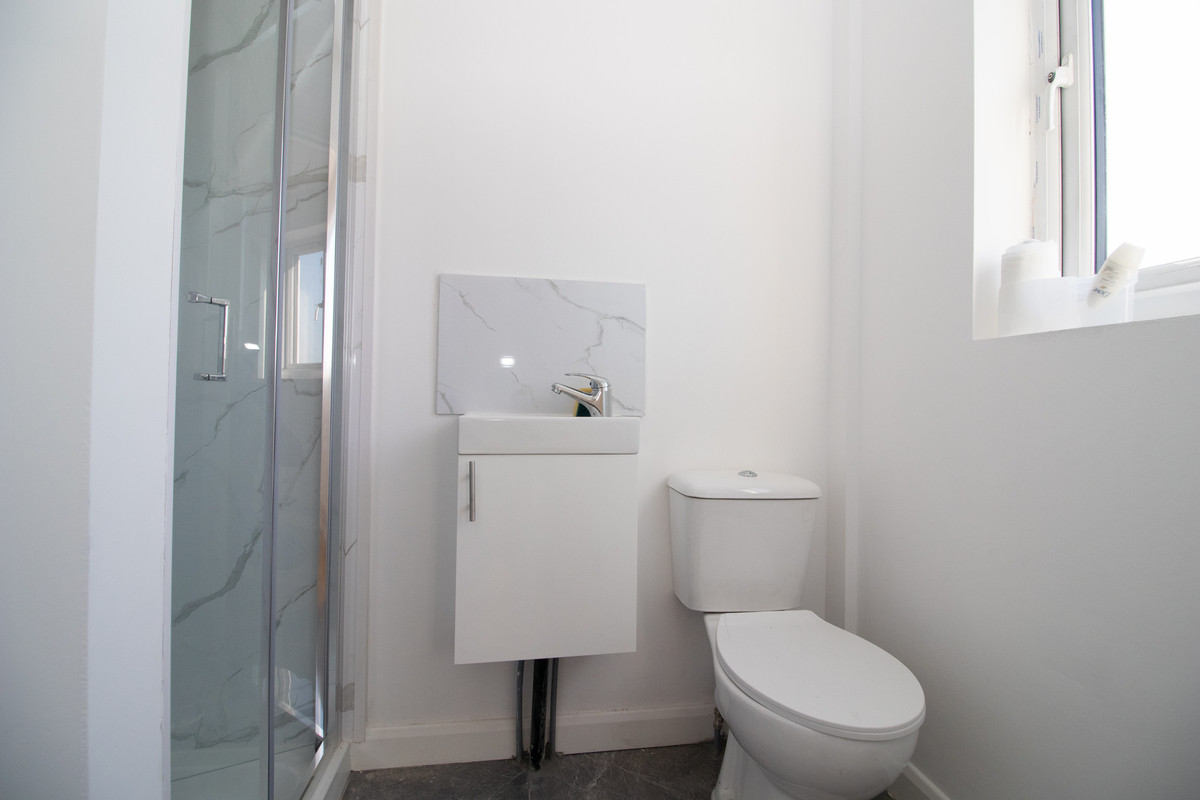 Normanshire Drive, Chingford, E4