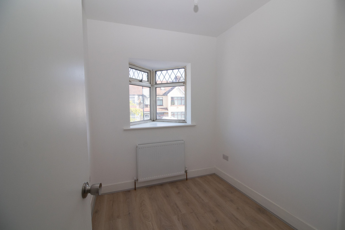 Normanshire Drive, Chingford, E4
