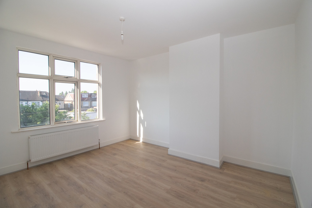 Normanshire Drive, Chingford, E4
