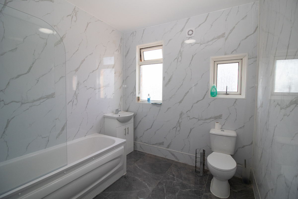Normanshire Drive, Chingford, E4