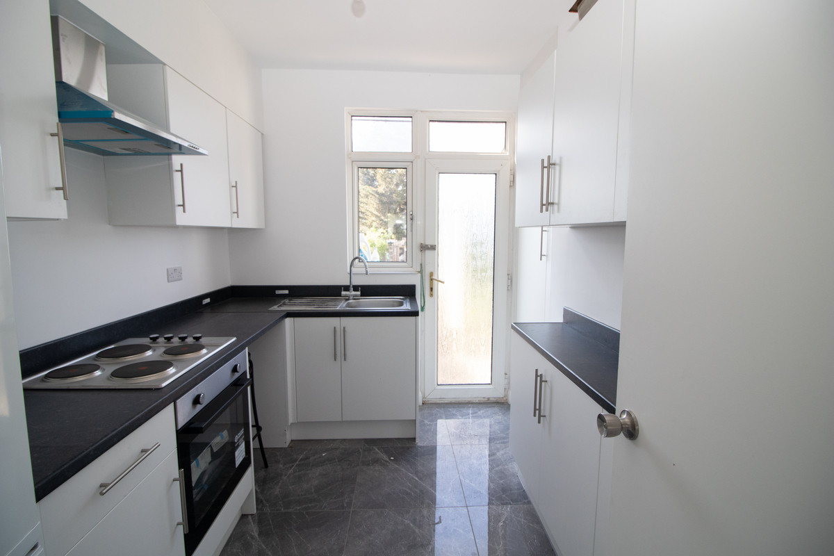 Normanshire Drive, Chingford, E4