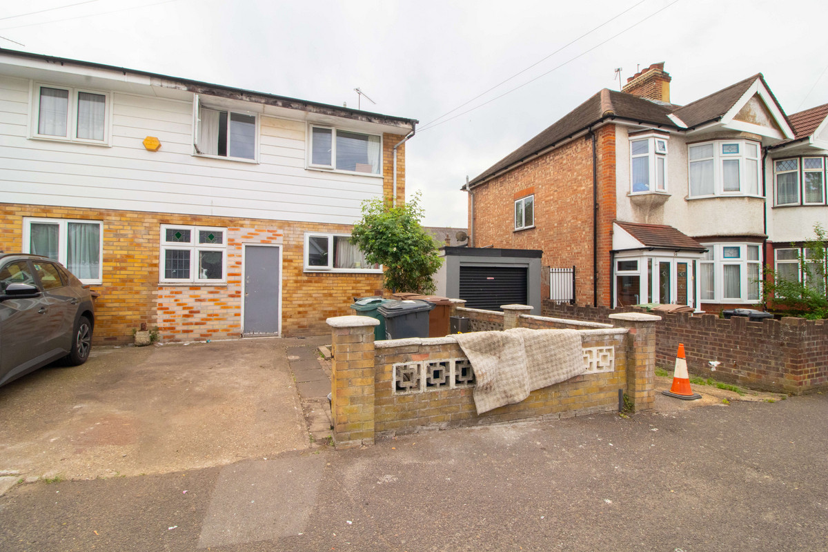 Abbotts Park Road, Leyton, E10