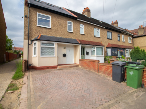 Hall Lane, Chingford, E4