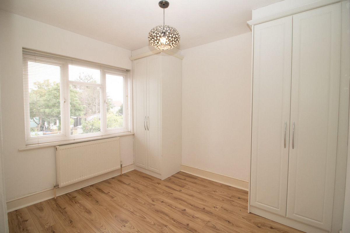 Hampton Road, Chingford, E4