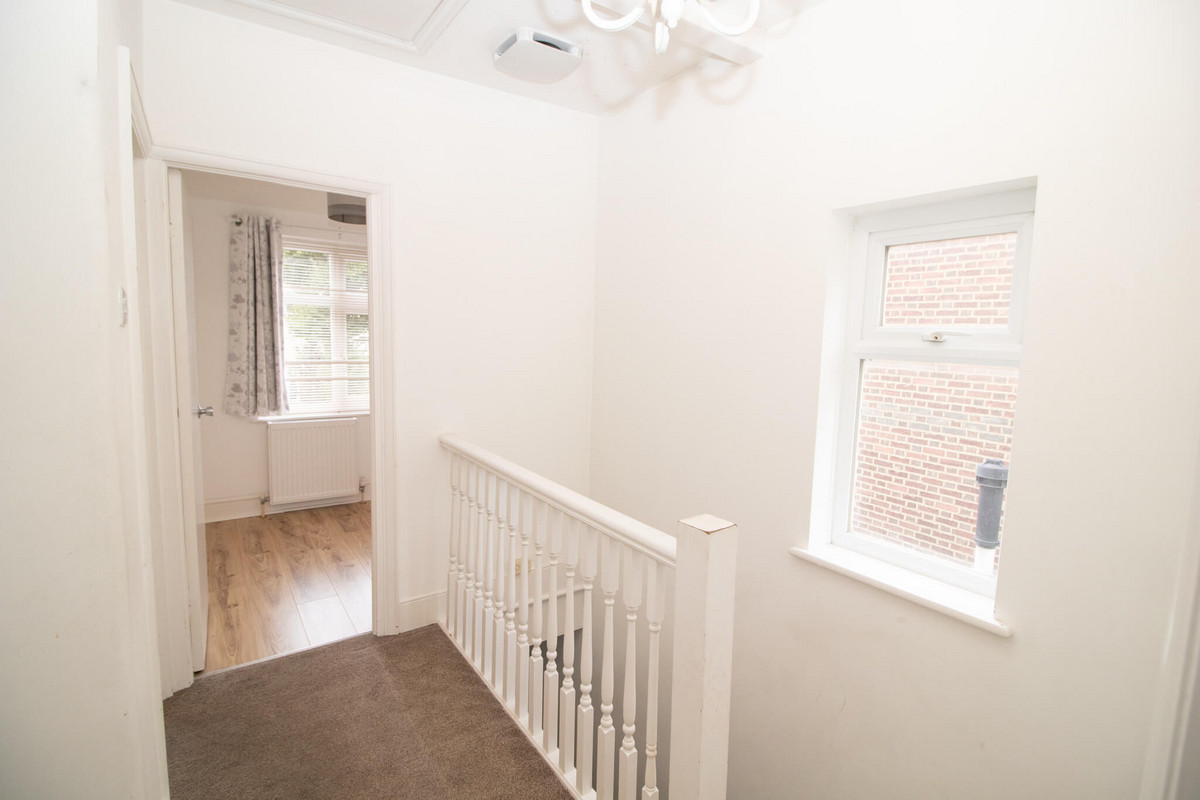 Hampton Road, Chingford, E4