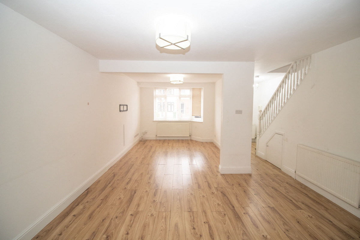 Hampton Road, Chingford, E4