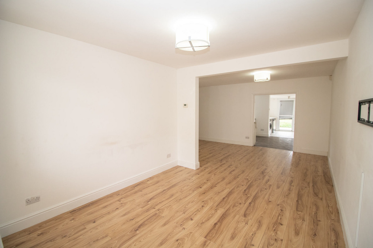 Hampton Road, Chingford, E4