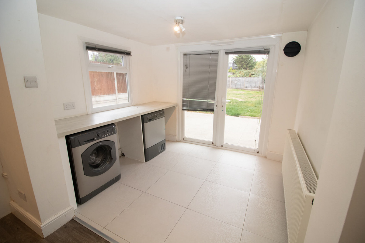 Hampton Road, Chingford, E4