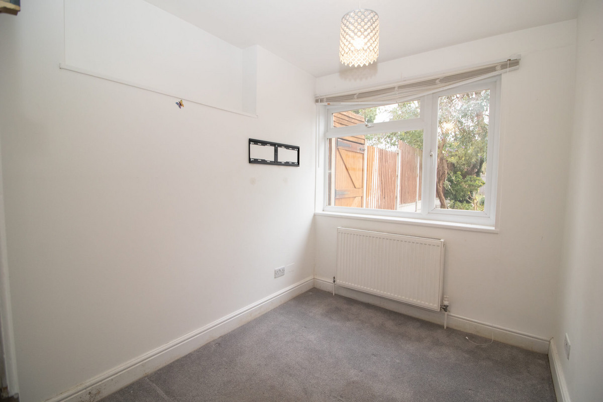 Hampton Road, Chingford, E4