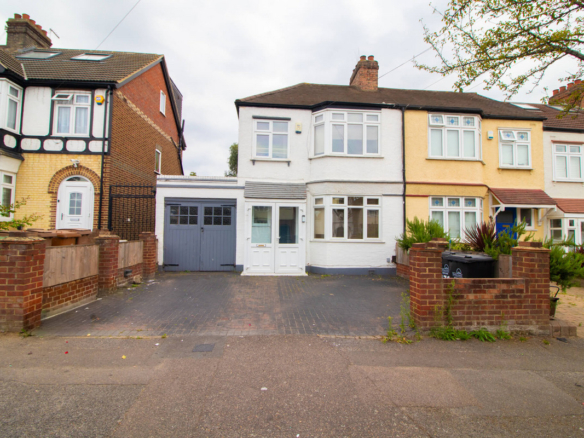 Hampton Road, Chingford, E4