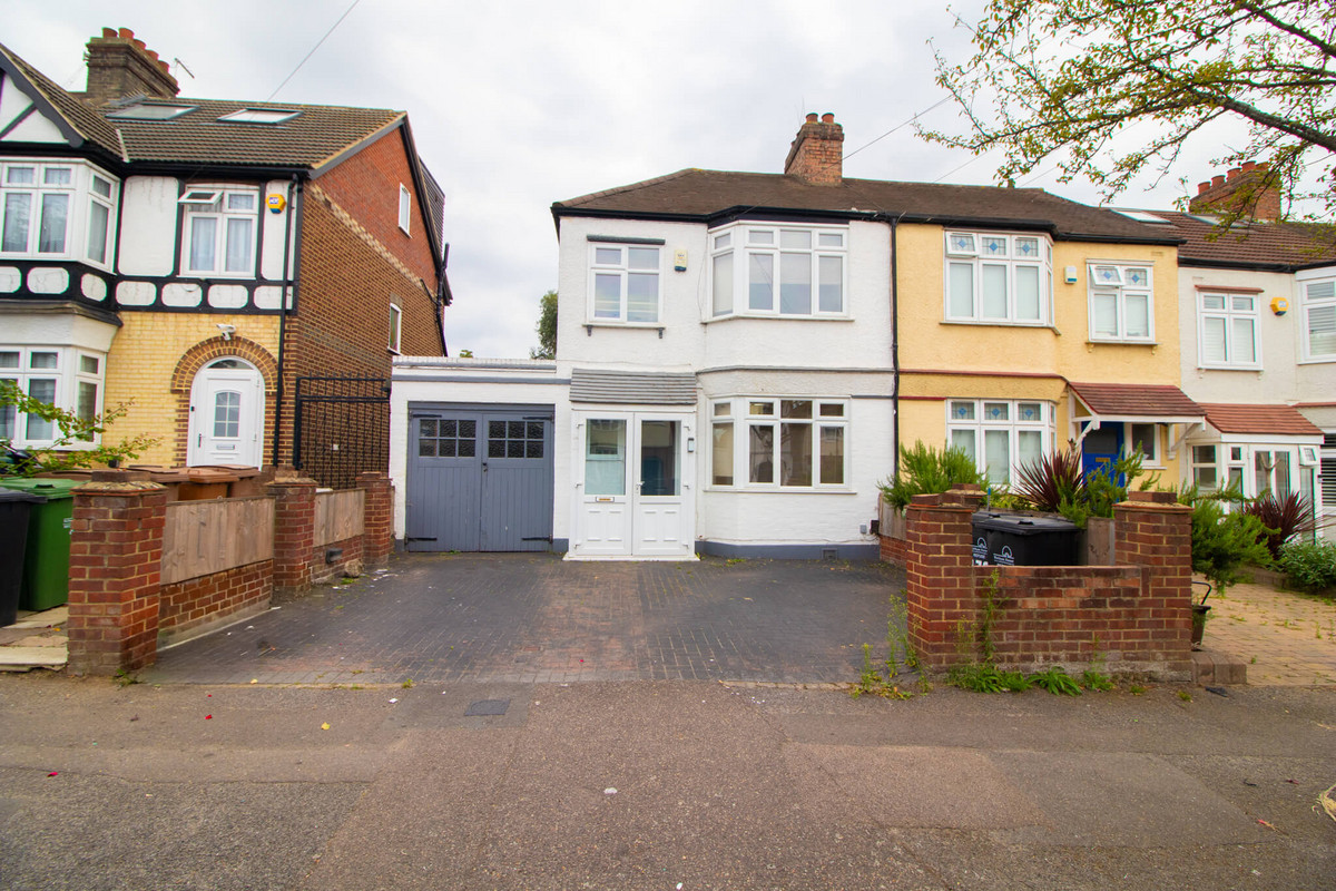 Hampton Road, Chingford, E4