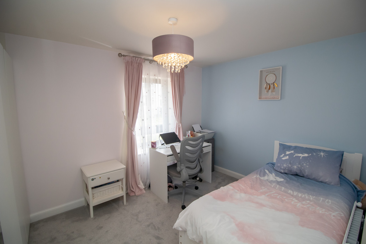 Blackthorn Drive, Harlow, CM17