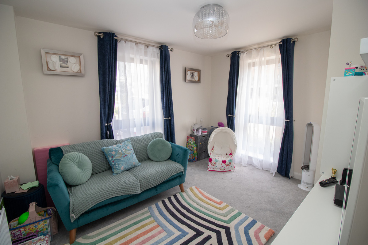 Blackthorn Drive, Harlow, CM17