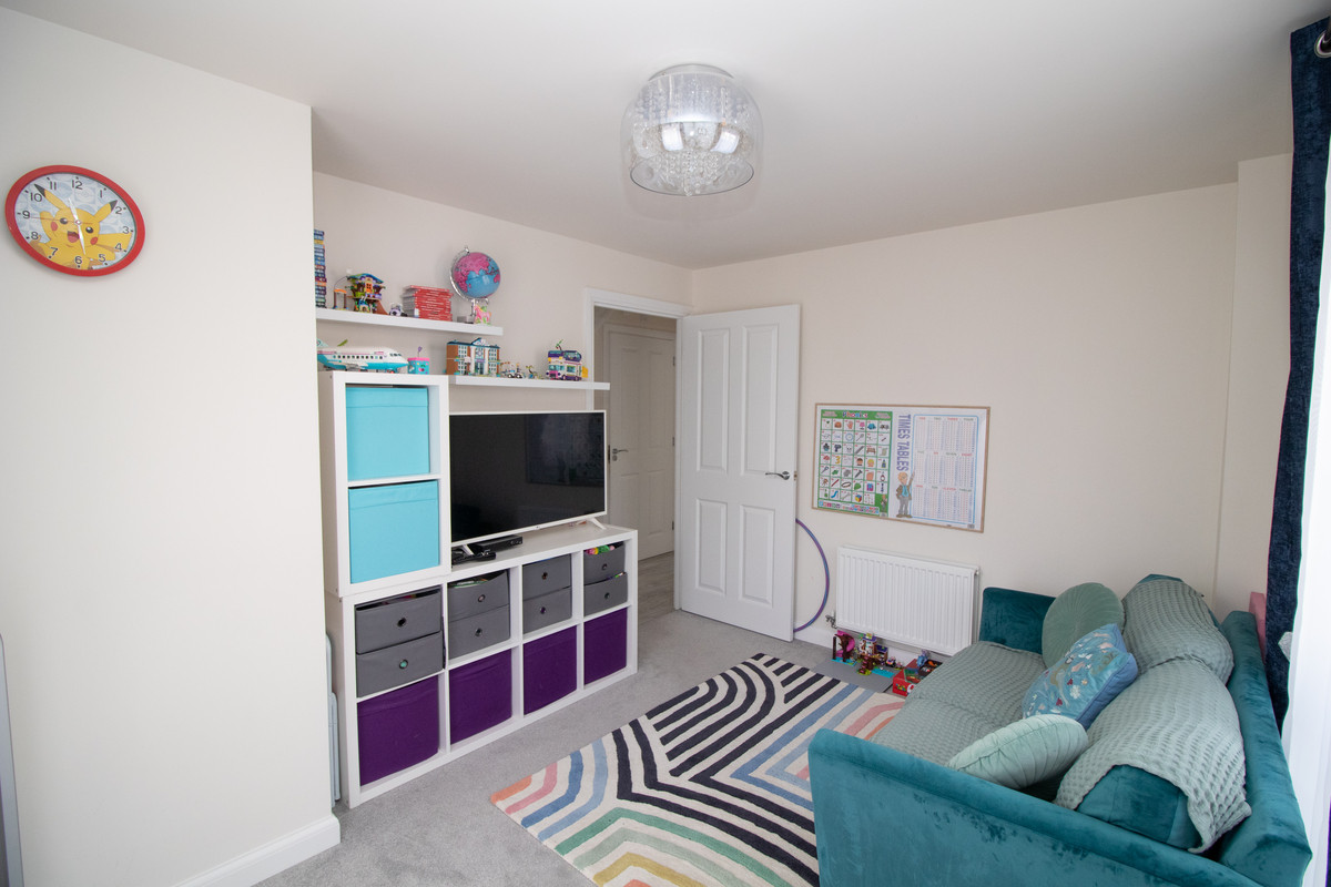 Blackthorn Drive, Harlow, CM17