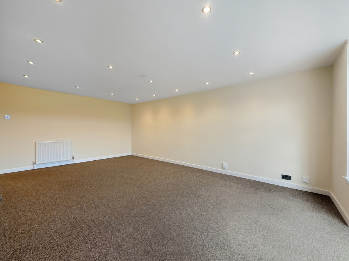 Crescent Road, Chingford, E4