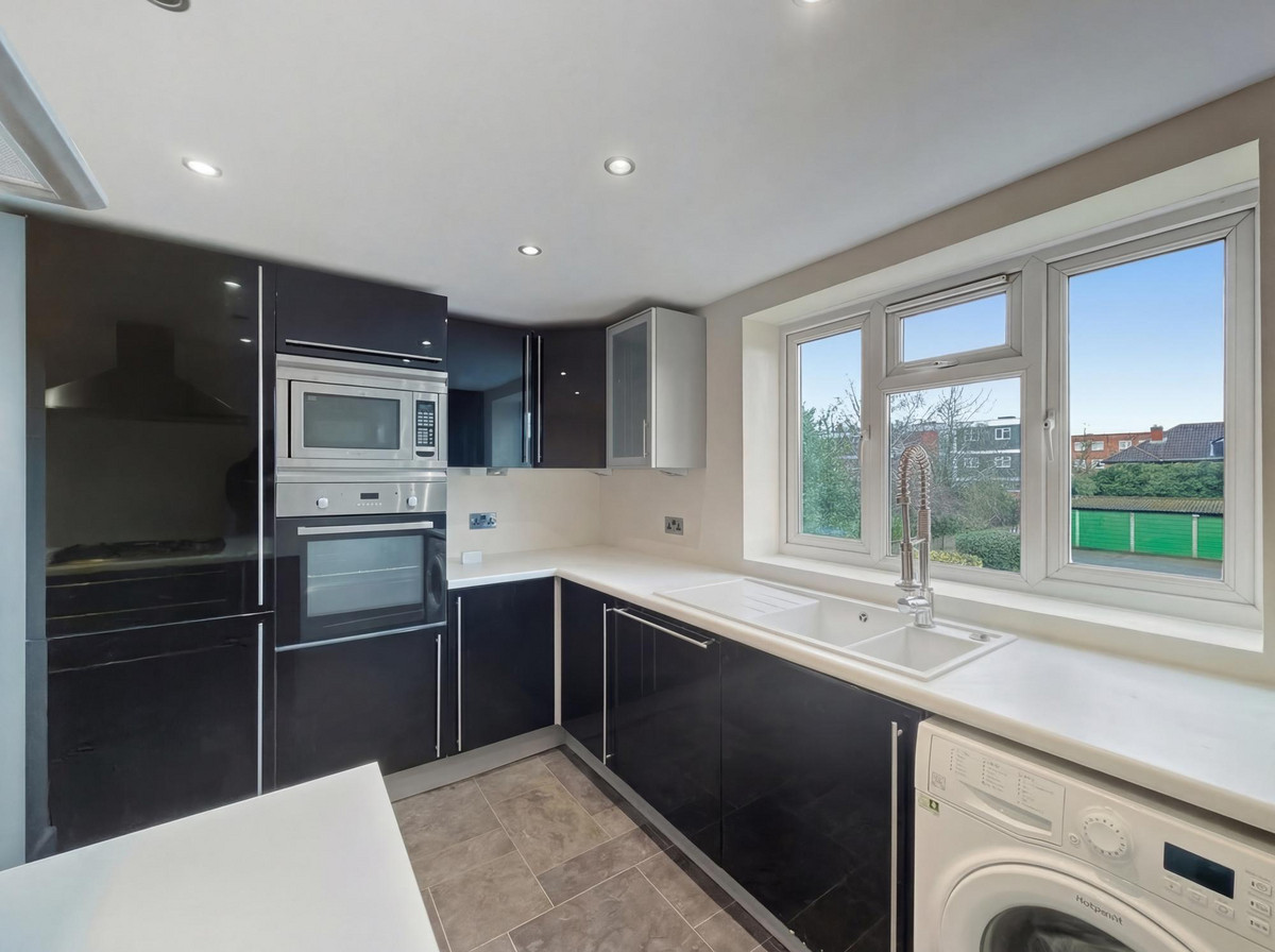 Crescent Road, Chingford, E4