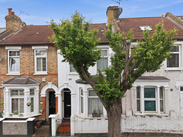 Carlton Road, Leytonstone, E11